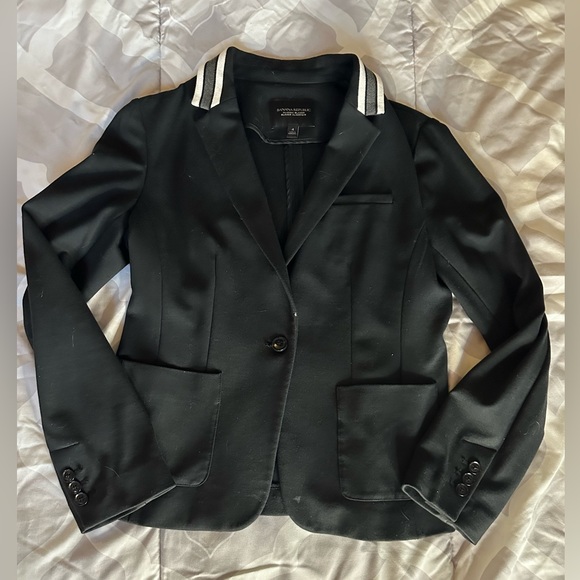 Blazer - Picture 1 of 1